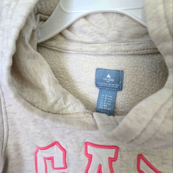 2/$15 Gap sweater size 2 - Picture 2 of 3